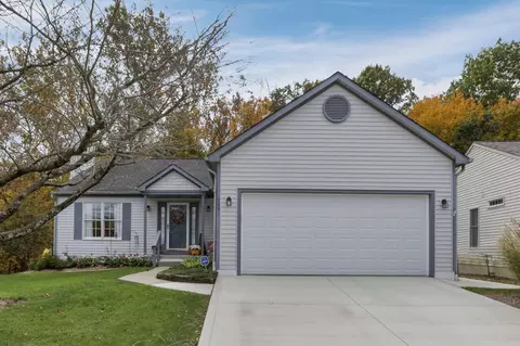 7991 Windsome Ct, Blacklick, OH 43004