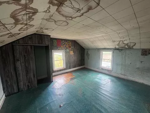 Bedroom - 11266 State Route 56 E, Circleville, OH 43113 photo 1 of 2