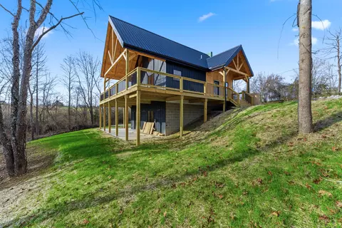 63772 Frazee Lane Ln, Mcarthur, OH 45651