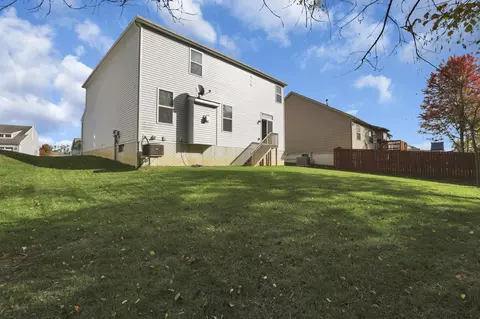 Exterior - 1799 Declaration Dr W, Lancaster, OH 43130 photo 6 of 9