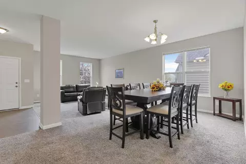 Dining - 1799 Declaration Dr W, Lancaster, OH 43130 photo 3 of 4