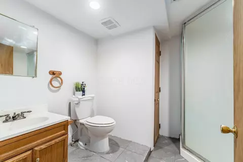Bath - 1062 Mulberry Rd, Circleville, OH 43113 photo 2 of 2