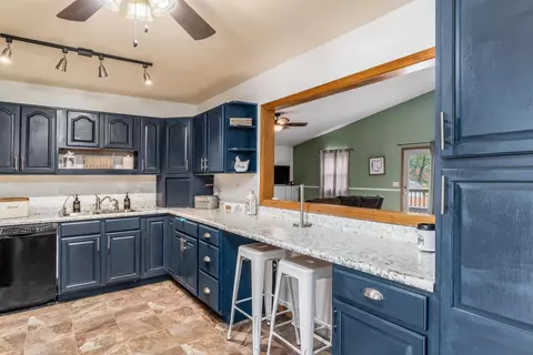 Kitchen - 1062 Mulberry Rd, Circleville, OH 43113 photo 1 of 5