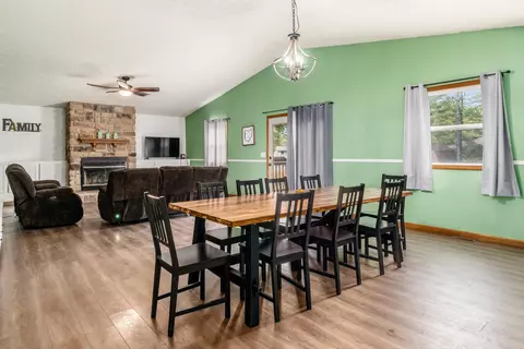 Dining - 1062 Mulberry Rd, Circleville, OH 43113 photo 1 of 2