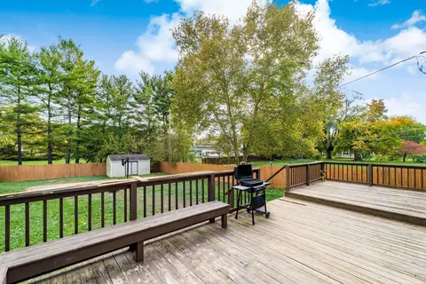 Exterior - 1062 Mulberry Rd, Circleville, OH 43113 photo 5 of 5