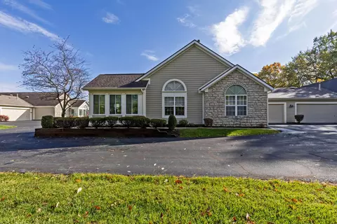 6394 Mission Hills Pl, Westerville, OH 43082