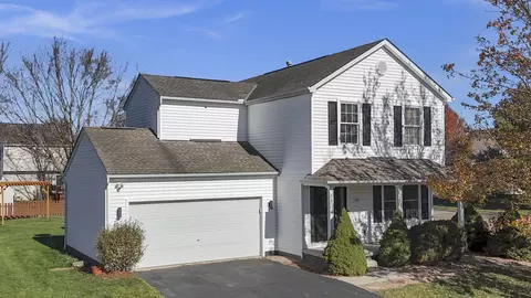 342 W Hunters Dr, Newark, OH 43055
