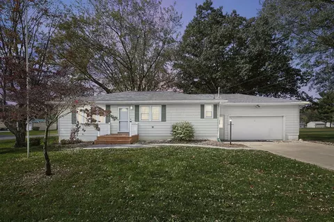 5465 Old Logan Rd SE, Lancaster, OH 43130