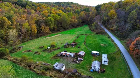 27892 County Road 25, Warsaw, OH 43844