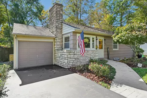 685 Yaronia Dr N, Columbus, OH 43214