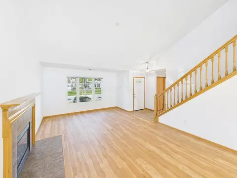 Living - 5566 Spring River Ave, Dublin, OH 43016 photo 5 of 8