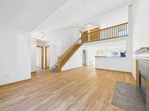 Living - 5566 Spring River Ave, Dublin, OH 43016 photo 3 of 8