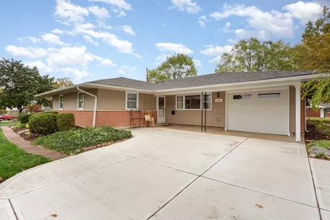 3544 Madrid Dr, Westerville, OH 43081
