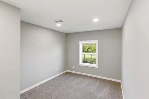 14032 Range St, Mount Sterling, OH 43143 photo 7