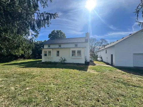 9605 Royalton Rd SW, Amanda, OH 43102