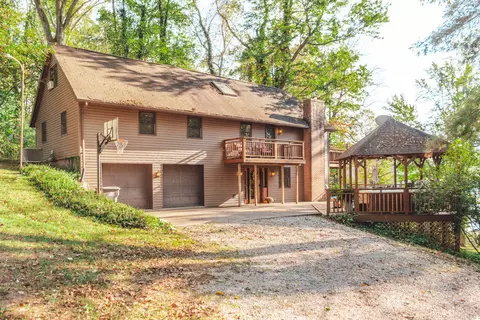 30483 Lake Logan Rd, Logan, OH 43138