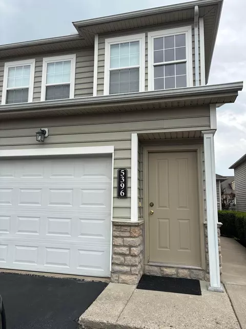 5396 Nottinghamshire Ln, Westerville, OH 43082