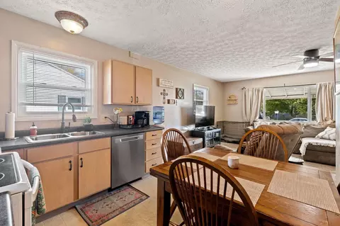 Kitchen - 1323 E Fair Ave, Lancaster, OH 43130 photo 2 of 2