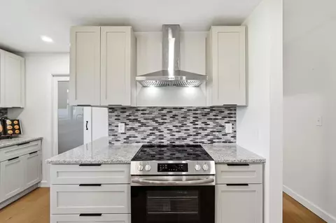 Kitchen - 2601 Ballentine Pike, Springfield, OH 45502 photo 6 of 6