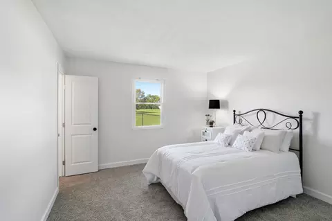 Bedroom - 2601 Ballentine Pike, Springfield, OH 45502 photo 1 of 7
