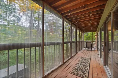 Exterior - 3159 Griggsview Ct #3159, Columbus, OH 43221 photo 4 of 9