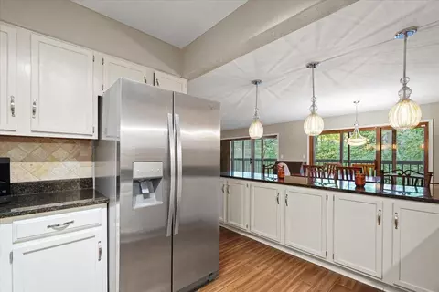 Kitchen - 3159 Griggsview Ct #3159, Columbus, OH 43221 photo 7 of 8