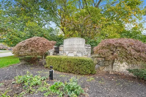 View/Area - 3159 Griggsview Ct #3159, Columbus, OH 43221 photo 1 of 1