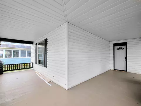 393 Windsor St, Marion, OH 43302 photo 4