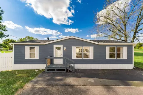 2185 Maureen Blvd S, Obetz, OH 43207