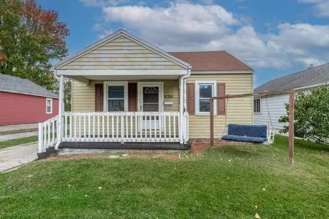 2136 Hillside Ave, Springfield, OH 45503