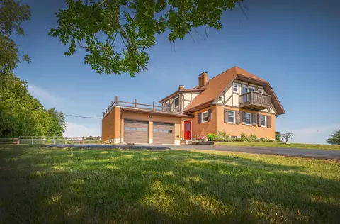 14119 Magers Rd, Howard, OH 43028