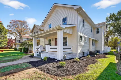 620 E 5th Ave, Lancaster, OH 43130