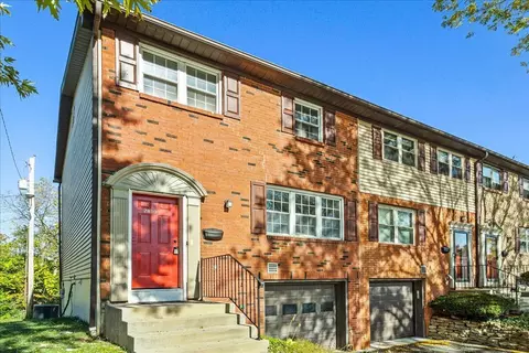 2810 Kingsrowe Ct #13, Columbus, OH 43209