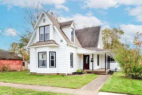 306 E Burgess St, Mount Vernon, OH 43050