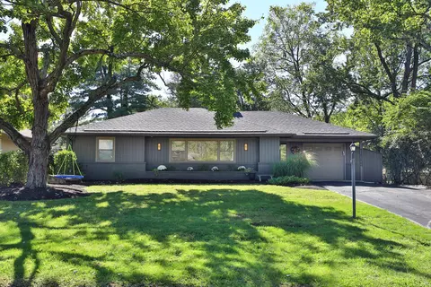 285 Pinney Dr, Worthington, OH 43085