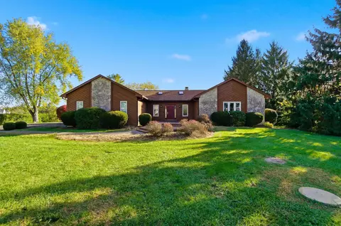 900 Amity Rd, Galloway, OH 43119