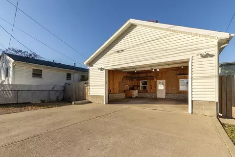 Other - 806 E Chestnut St, Lancaster, OH 43130 photo 2 of 11