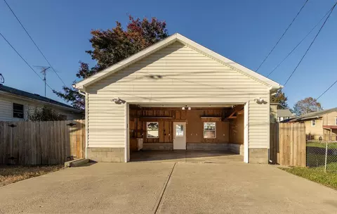 Other - 806 E Chestnut St, Lancaster, OH 43130 photo 1 of 11