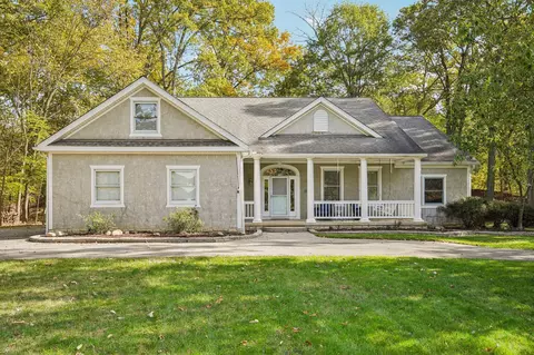 6723 Hawksnest Ct, Westerville, OH 43082