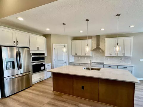 Kitchen - 8994 Coe Dr, Plain City, OH 43064 photo 4 of 4