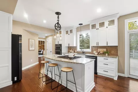 Kitchen - 6848 Mcdevitt Ct, Dublin, OH 43017 photo 1 of 7