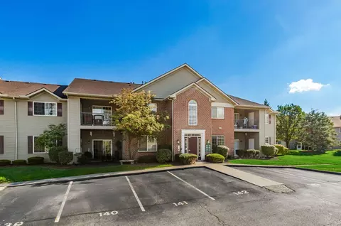 1870 Berrancher Dr, Columbus, OH 43228