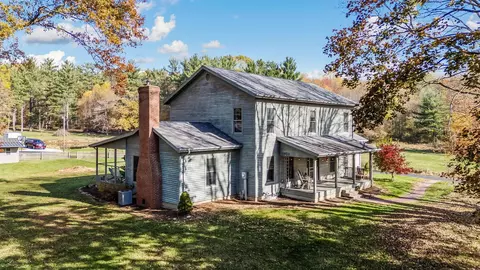 7498 Marion Rd, Newark, OH 43055