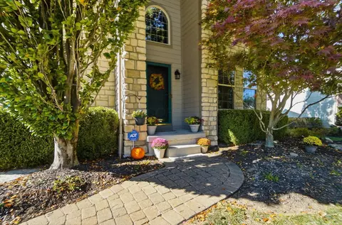2165 Ben Brush Pl, Lewis Center, OH 43035