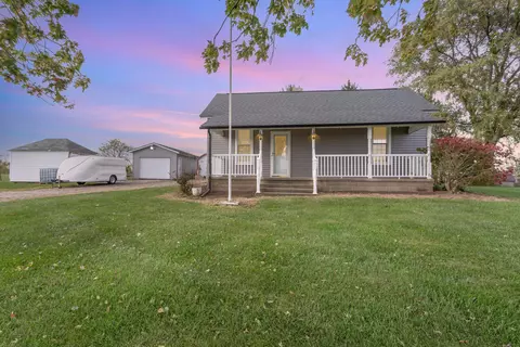 2279 Lamb Rd, Sabina, OH 45169