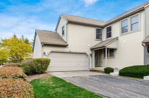 1034 Pinewood Ln #11-4, Columbus, OH 43230