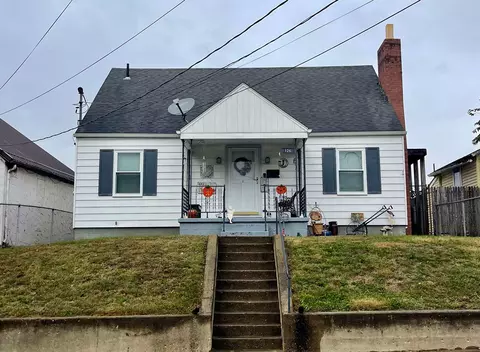 124 Hayward Ave, Circleville, OH 43113