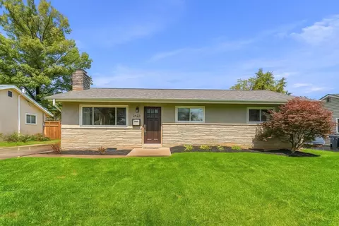 2565 Nottingham Rd, Columbus, OH 43221