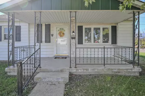 Exterior - 2605 Morton Dr, Springfield, OH 45505 photo 3 of 7