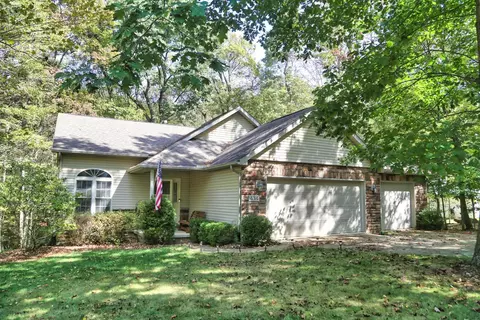434 Orchid Ct, Howard, OH 43028